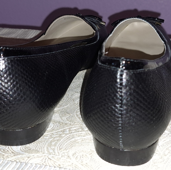 Eric Javits Black Flats 9.5 Narrow - Picture 13 of 16